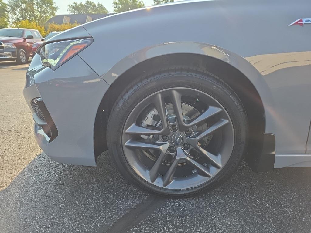 used 2025 Acura TLX car, priced at $44,900