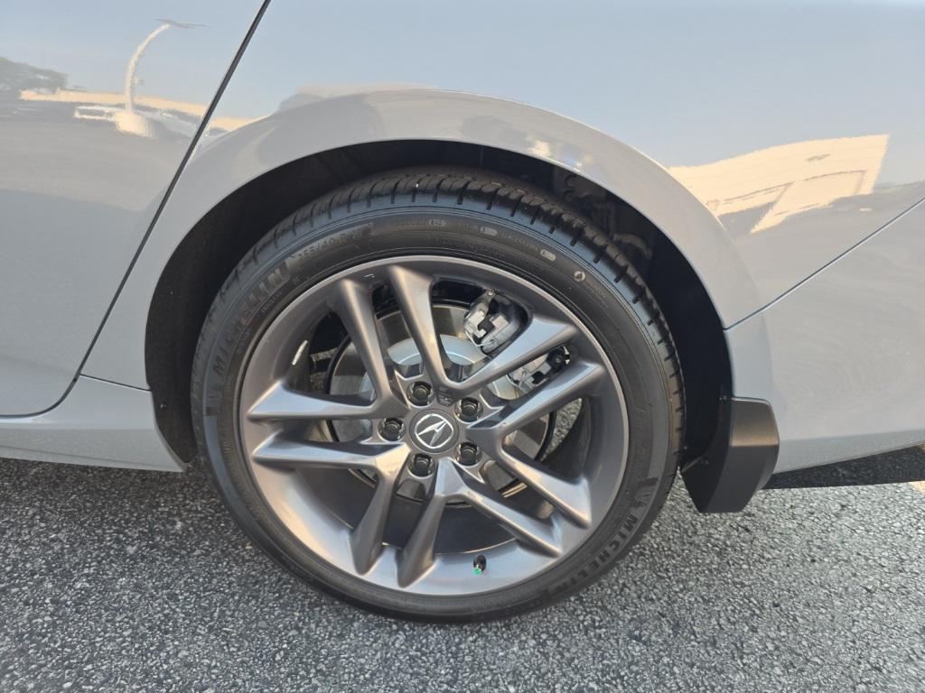 used 2025 Acura TLX car, priced at $44,900