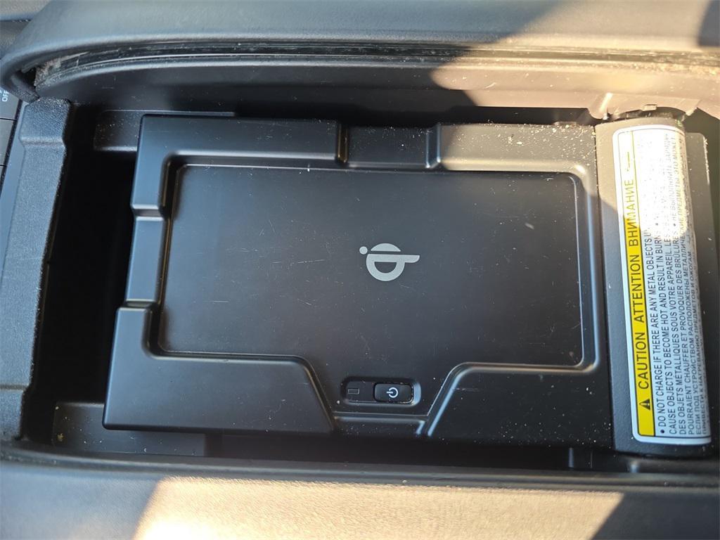 used 2021 Toyota Highlander car, priced at $27,490