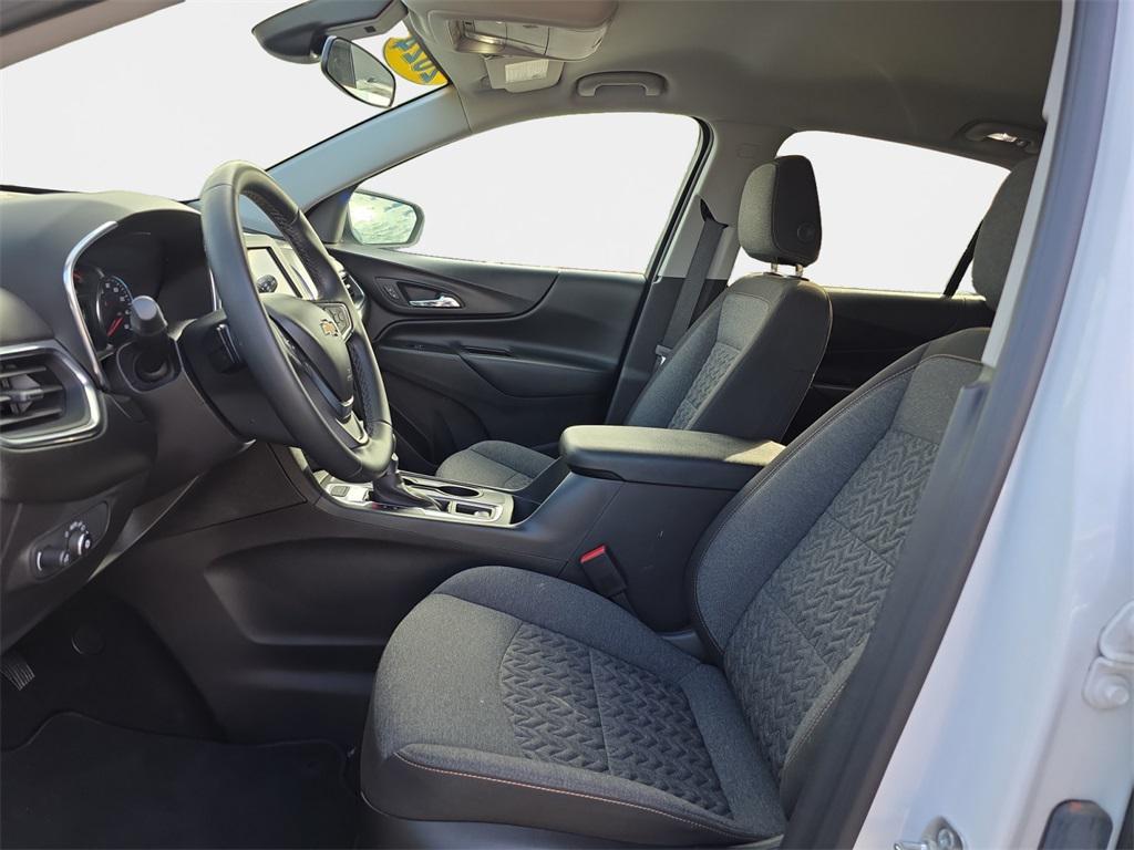 used 2024 Chevrolet Equinox car, priced at $23,900