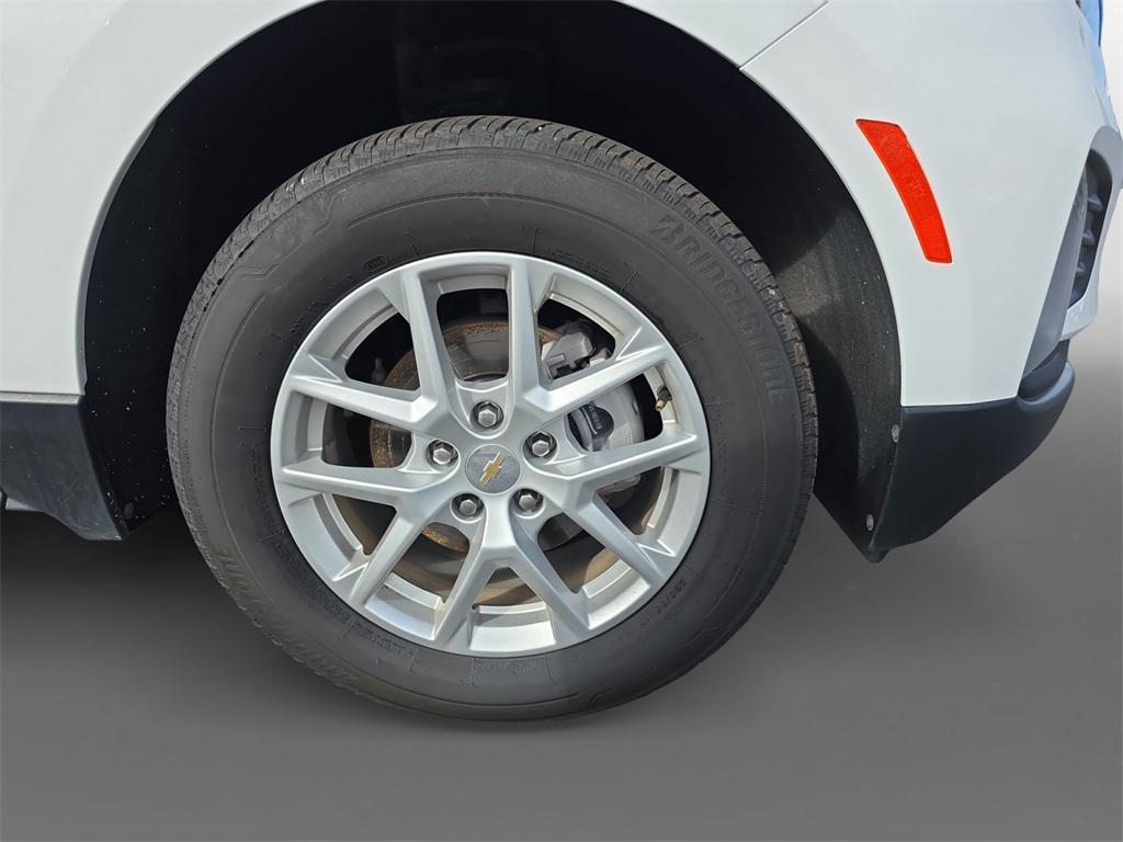 used 2024 Chevrolet Equinox car, priced at $23,900