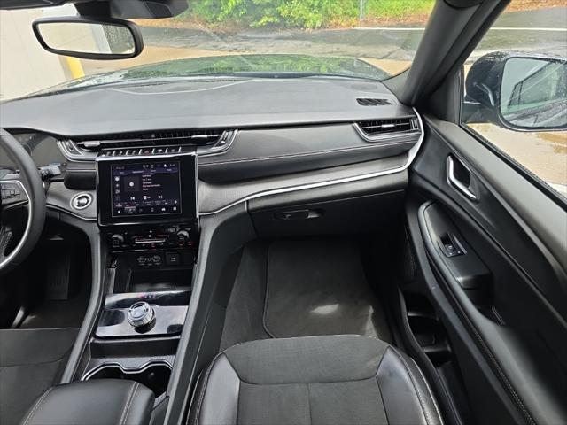used 2024 Jeep Grand Cherokee L car, priced at $33,900