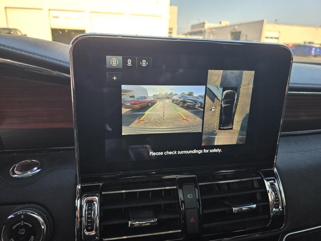 used 2020 Lincoln Navigator car, priced at $39,900