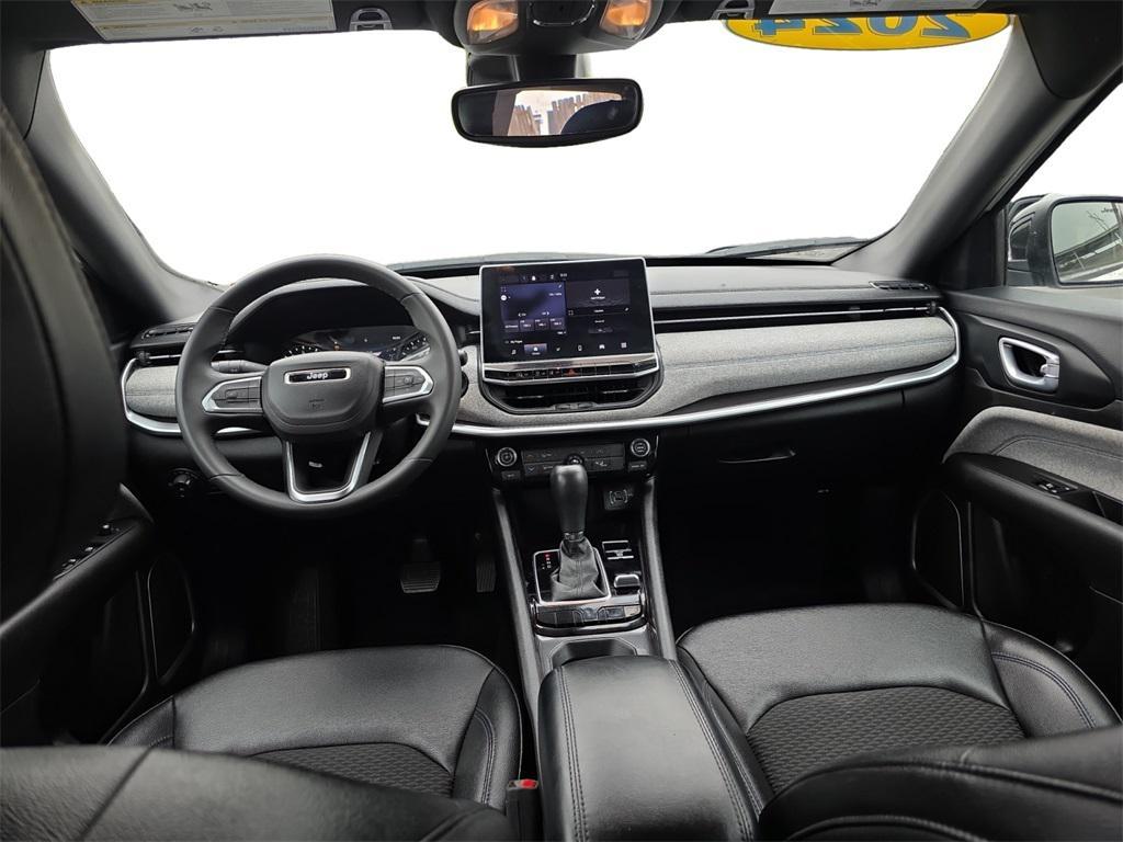 used 2024 Jeep Compass car, priced at $22,400