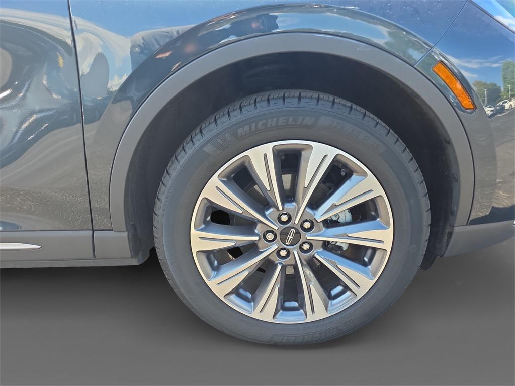 used 2022 Lincoln Corsair car, priced at $31,999