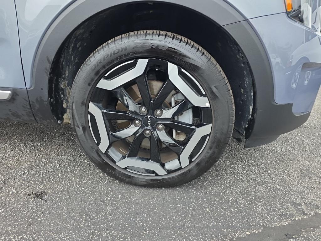 used 2025 Kia Telluride car, priced at $34,900