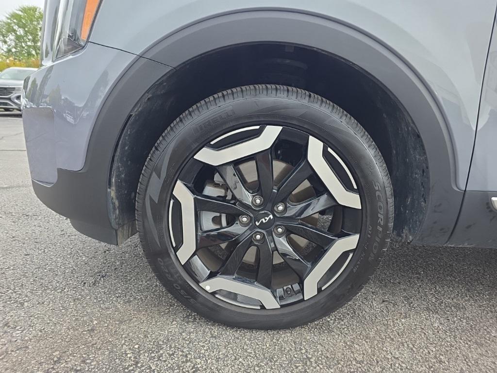 used 2025 Kia Telluride car, priced at $34,900