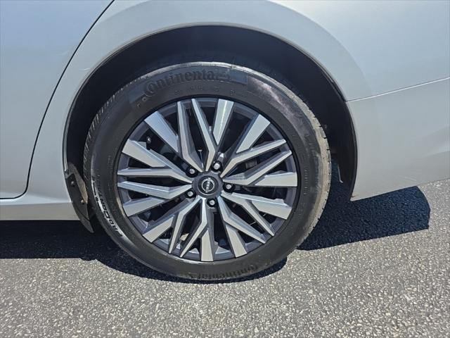 used 2024 Nissan Altima car