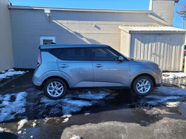 used 2024 Kia Soul car, priced at $19,399