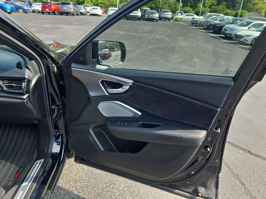 used 2025 Acura RDX car, priced at $44,900