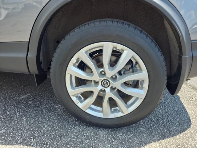 used 2022 Nissan Rogue Sport car, priced at $22,500