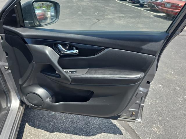 used 2022 Nissan Rogue Sport car, priced at $22,500
