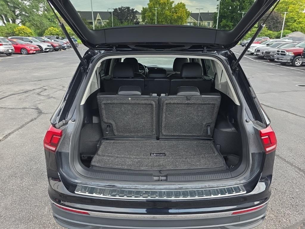 used 2023 Volkswagen Tiguan car, priced at $25,056