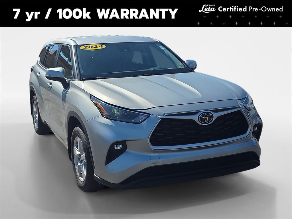 used 2024 Toyota Highlander car, priced at $36,900