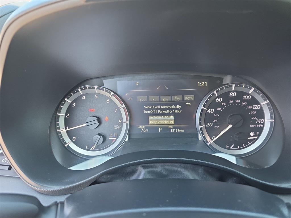 used 2024 Toyota Highlander car, priced at $36,900