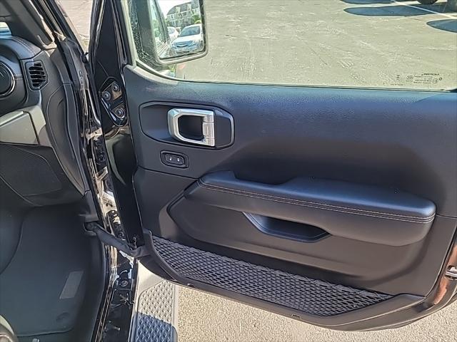 used 2023 Jeep Gladiator car, priced at $37,876