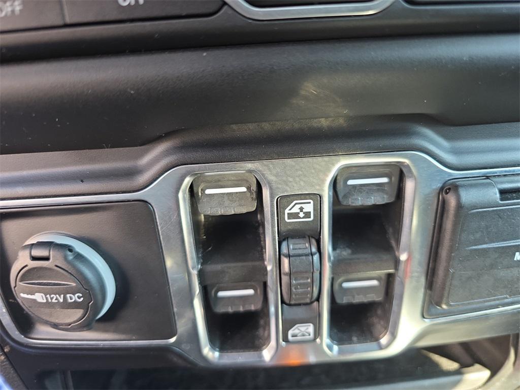 used 2023 Jeep Gladiator car, priced at $32,900