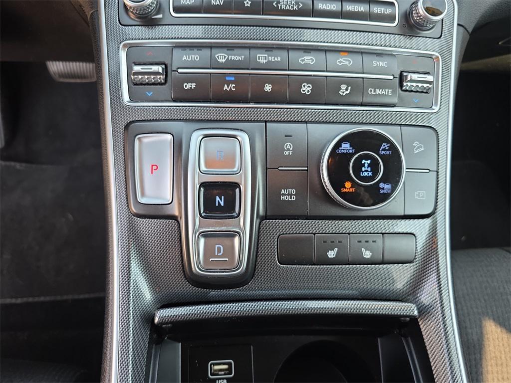 used 2023 Hyundai Santa Fe car, priced at $21,400