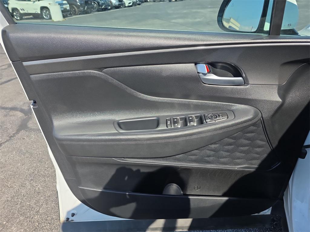 used 2023 Hyundai Santa Fe car, priced at $21,400