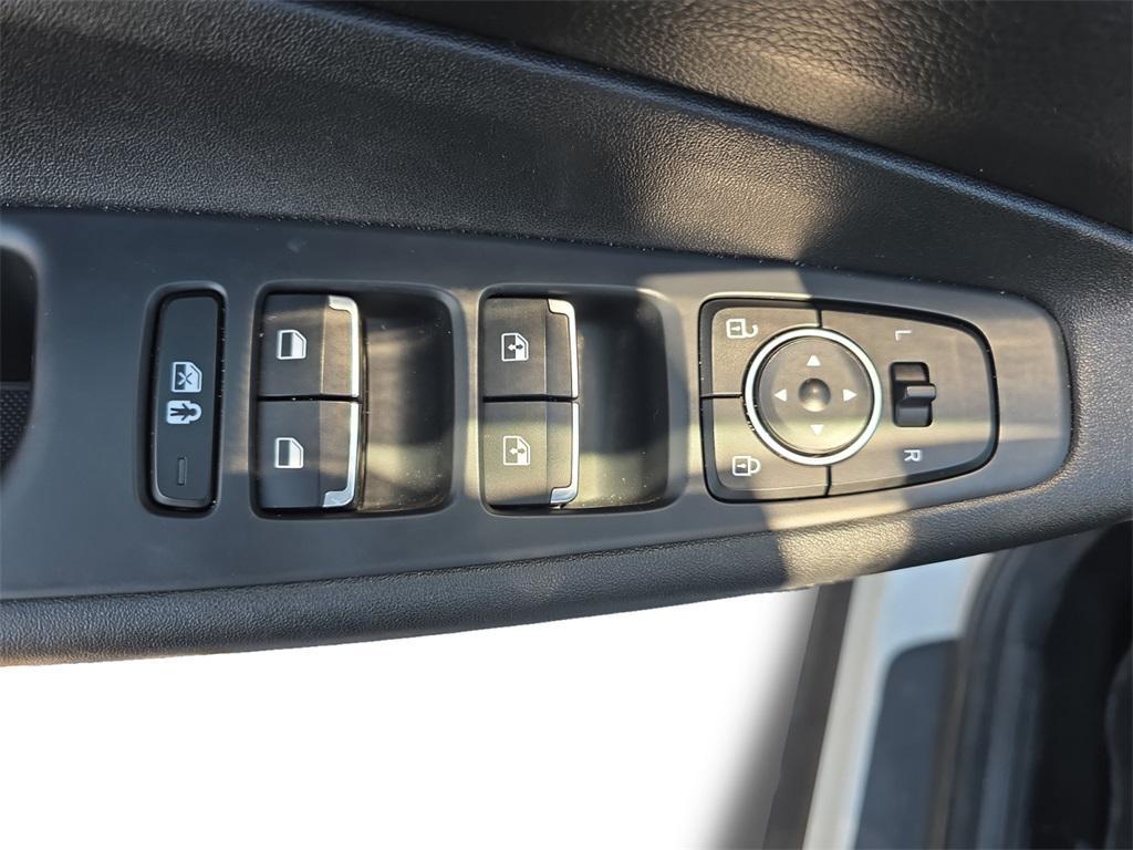 used 2023 Hyundai Santa Fe car, priced at $21,400