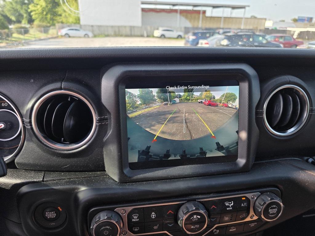 used 2021 Jeep Wrangler Unlimited car, priced at $31,400