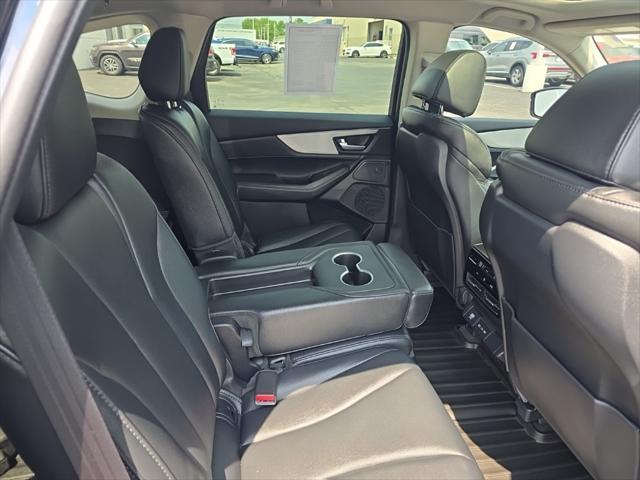 used 2025 Acura MDX car, priced at $49,900