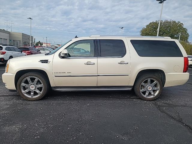 used 2013 Cadillac Escalade ESV car, priced at $12,900