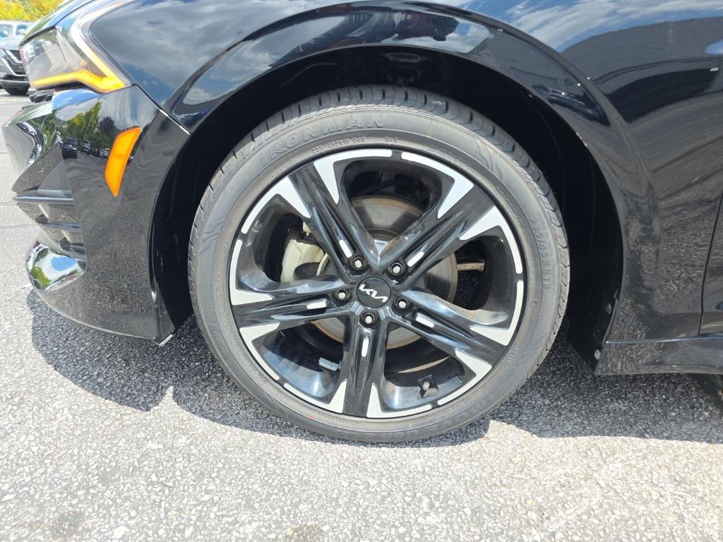 used 2024 Kia K5 car, priced at $25,700