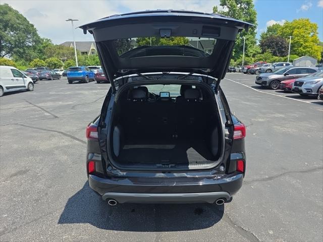 used 2024 Ford Escape car, priced at $25,578