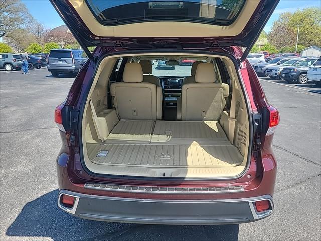 used 2018 Toyota Highlander car, priced at $25,900