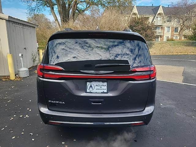 used 2021 Chrysler Pacifica car, priced at $22,500