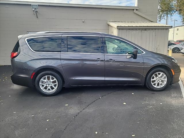 used 2021 Chrysler Pacifica car, priced at $22,500