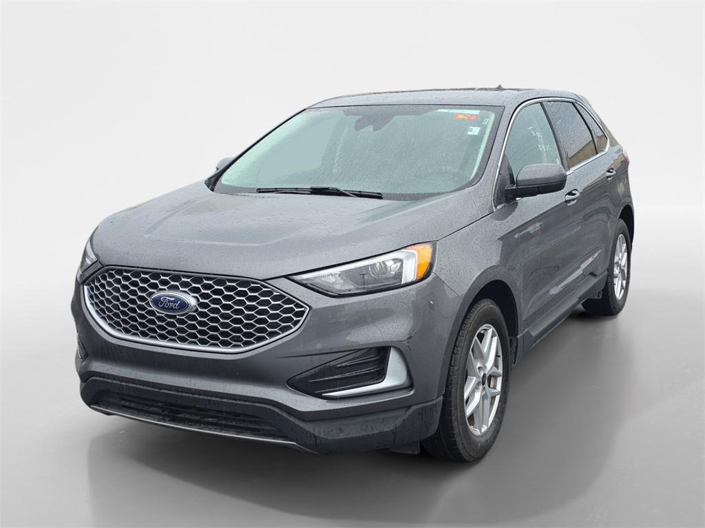 used 2024 Ford Edge car, priced at $21,900