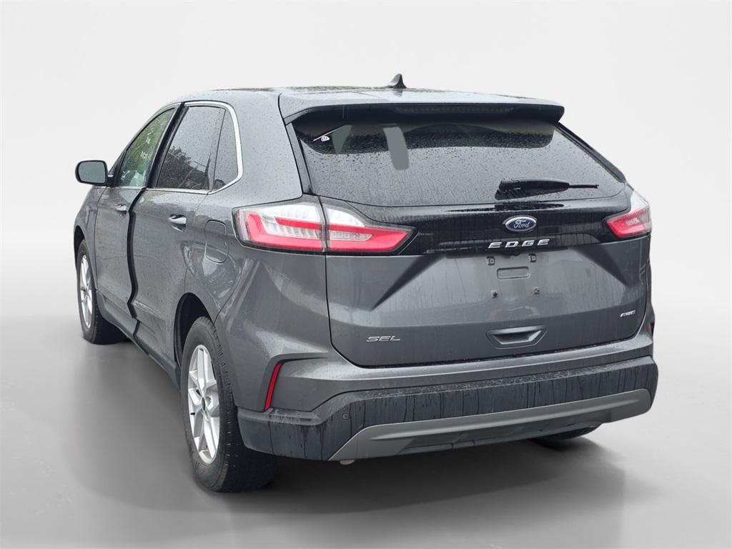 used 2024 Ford Edge car, priced at $21,900