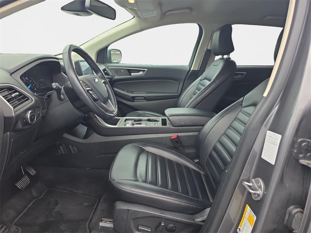 used 2024 Ford Edge car, priced at $21,900