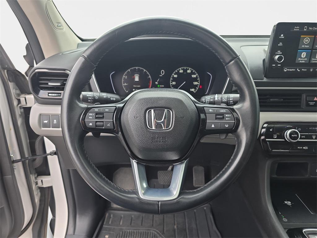 used 2023 Honda Pilot car, priced at $35,900