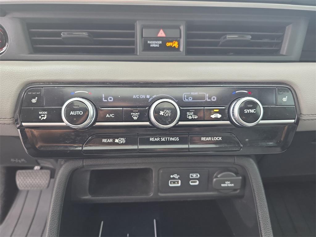 used 2023 Honda Pilot car, priced at $35,900