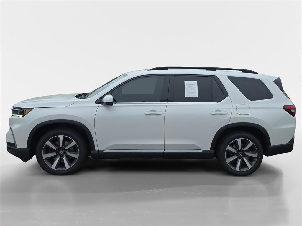 used 2023 Honda Pilot car, priced at $35,900