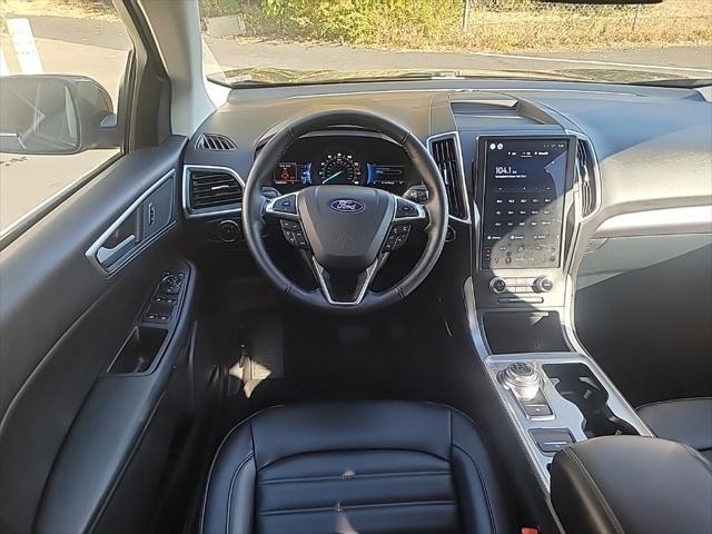 used 2024 Ford Edge car, priced at $29,354