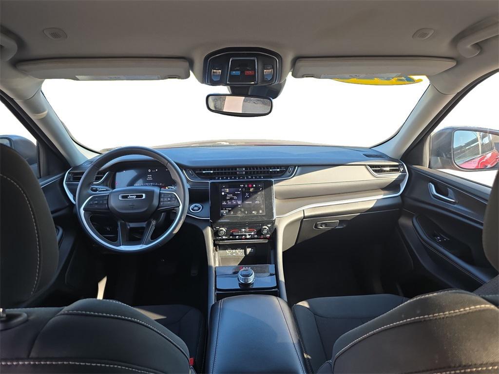 used 2023 Jeep Grand Cherokee car, priced at $24,400