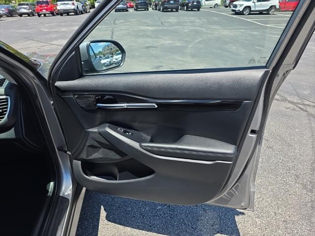 used 2024 Kia Seltos car, priced at $23,000