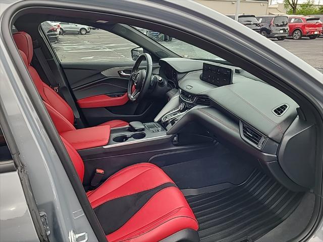 used 2025 Acura TLX car, priced at $46,900