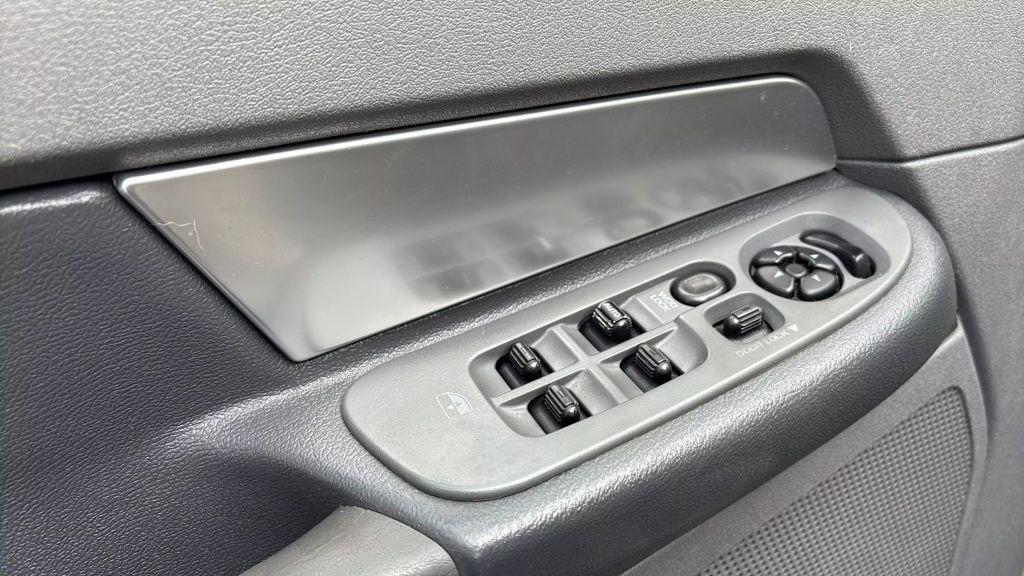 used 2008 Dodge Ram 1500 car, priced at $9,999