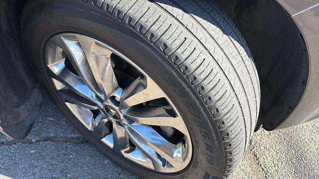used 2015 Kia Sedona car, priced at $9,999