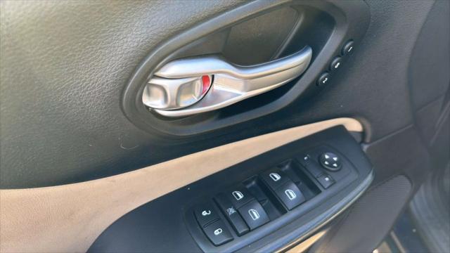 used 2016 Jeep Cherokee car, priced at $9,999