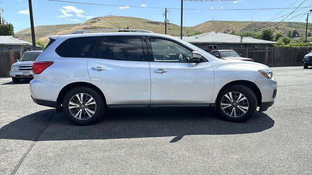 used 2018 Nissan Pathfinder car, priced at $15,999