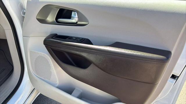 used 2017 Chrysler Pacifica car, priced at $11,999