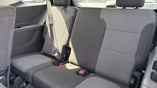used 2020 Chevrolet Traverse car, priced at $17,999