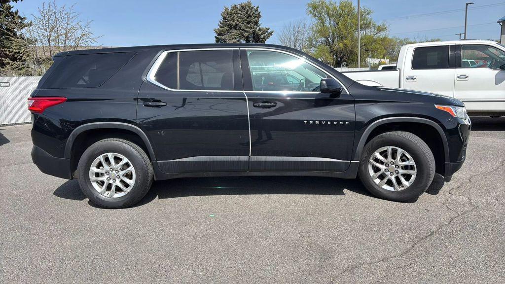 used 2020 Chevrolet Traverse car, priced at $17,999