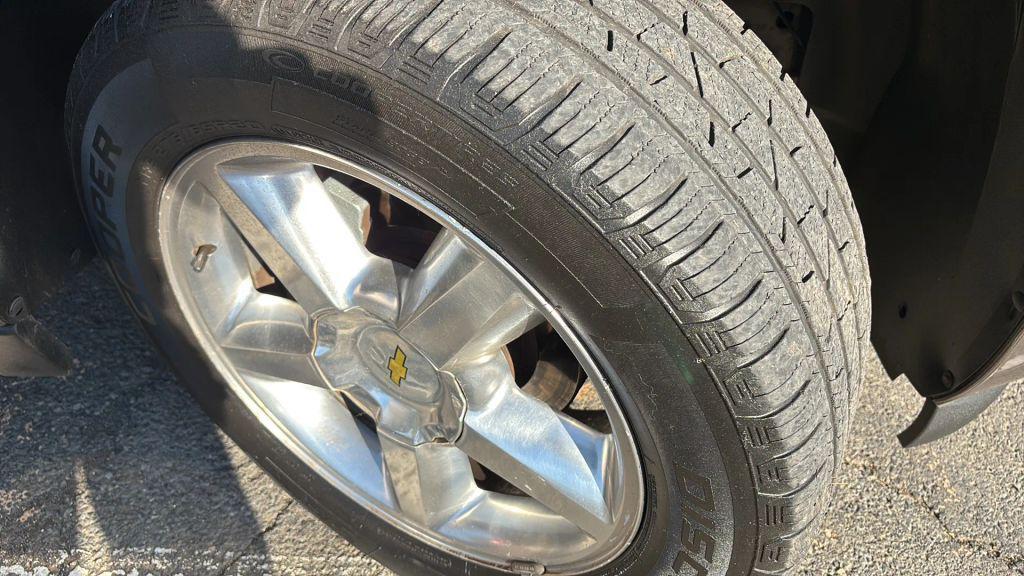 used 2011 Chevrolet Suburban car, priced at $10,999